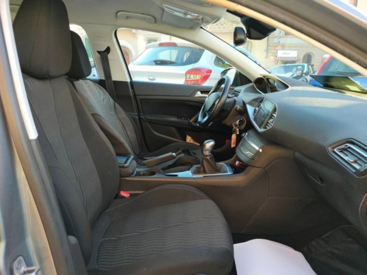 Peugeot 308 SW PureTech Turbo 110 S&S Active Pack (15)