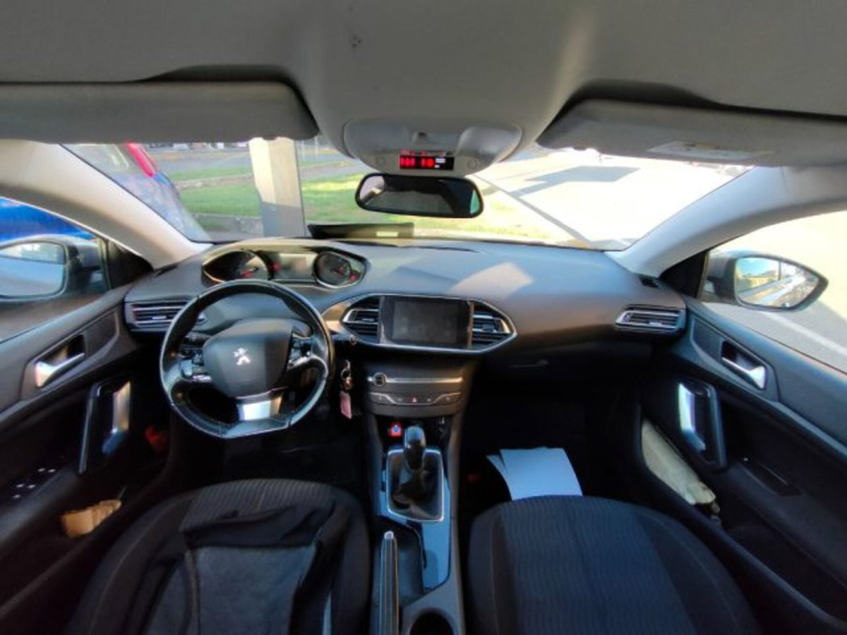 Peugeot 308 SW PureTech Turbo 110 S&S Active Pack (9)