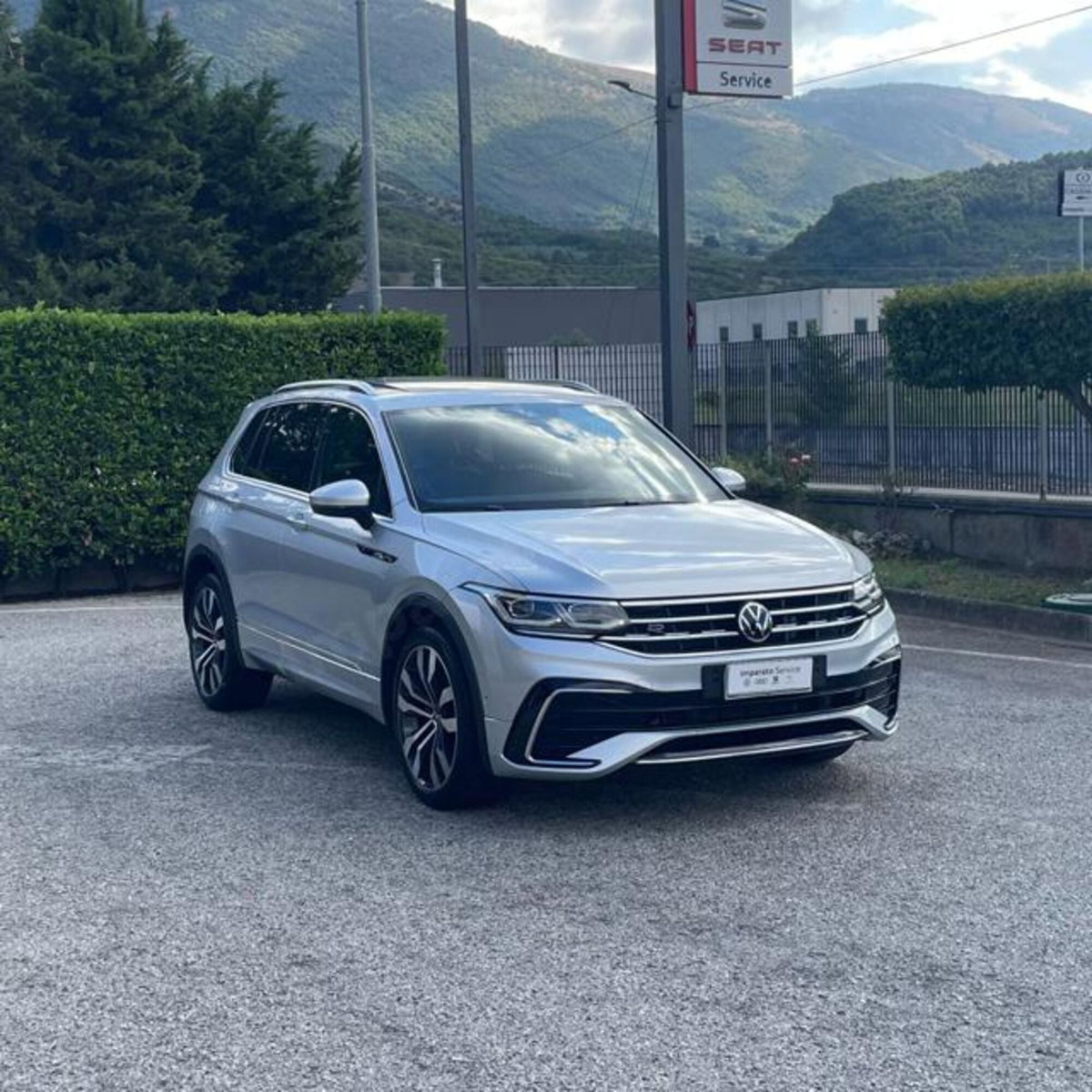 Volkswagen Tiguan Allspace 2.0 TDI SCR DSG 4MOTION R-Line (4)
