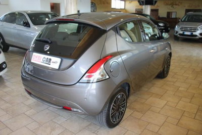 Lancia Ypsilon 1.2 69 CV 5 porte GPL Gold Plus (4)