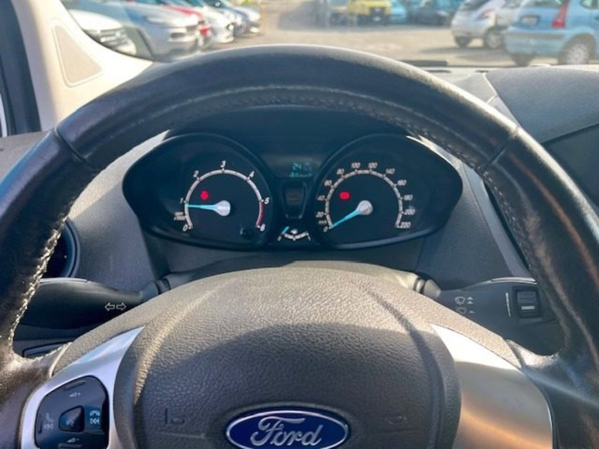 Ford Transit Courier 1.5 TDCi 75CV  Trend (16)