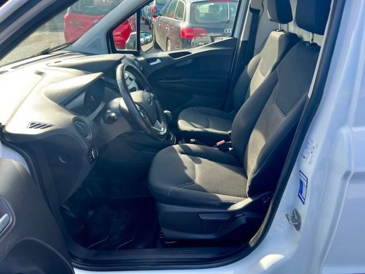 Ford Transit Courier 1.5 TDCi 75CV  Trend (9)