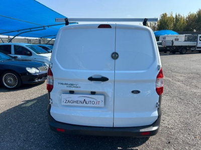 Ford Transit Courier 1.5 TDCi 100CV  Titanium (5)