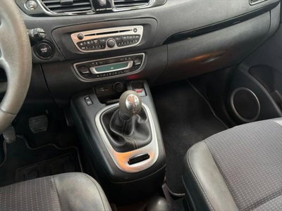 Renault Scenic E-Tech Electric 1.5 dCi 110CV Luxe (11)