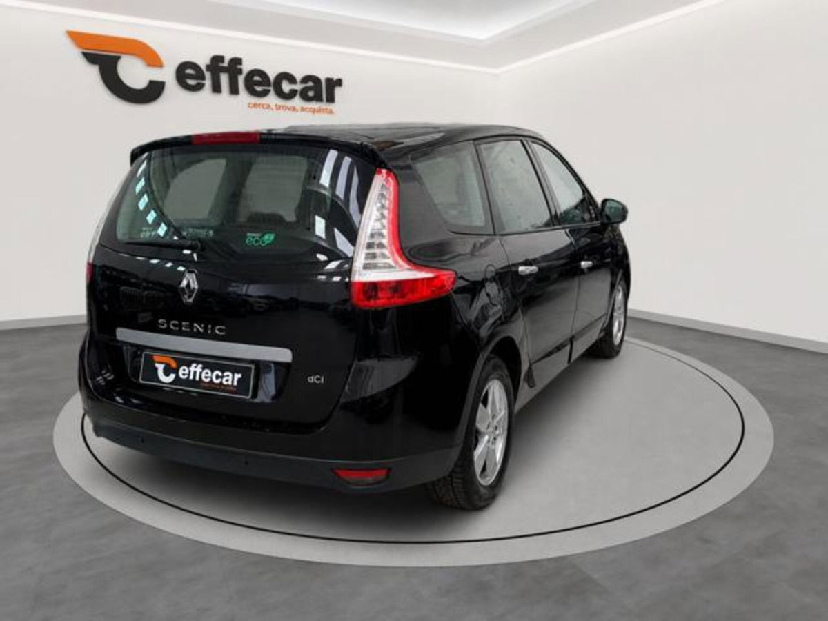 Renault Scenic E-Tech Electric 1.5 dCi 110CV Luxe (6)