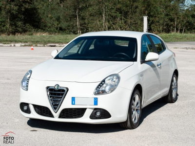 Alfa Romeo Giulietta 1.6 JTDm-2 Giulietta (3)