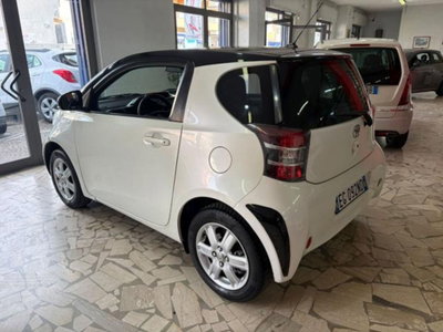 Toyota iQ 1.0 Sol (6)