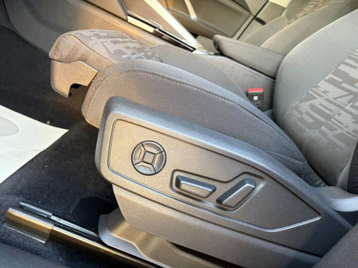 Audi Q5 40 2.0 tdi mhev 12V S line quattro s-tronic (16)