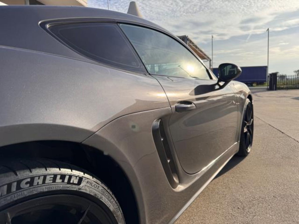 Porsche 718 Cayman  Cayman 2.0 300cv (4)
