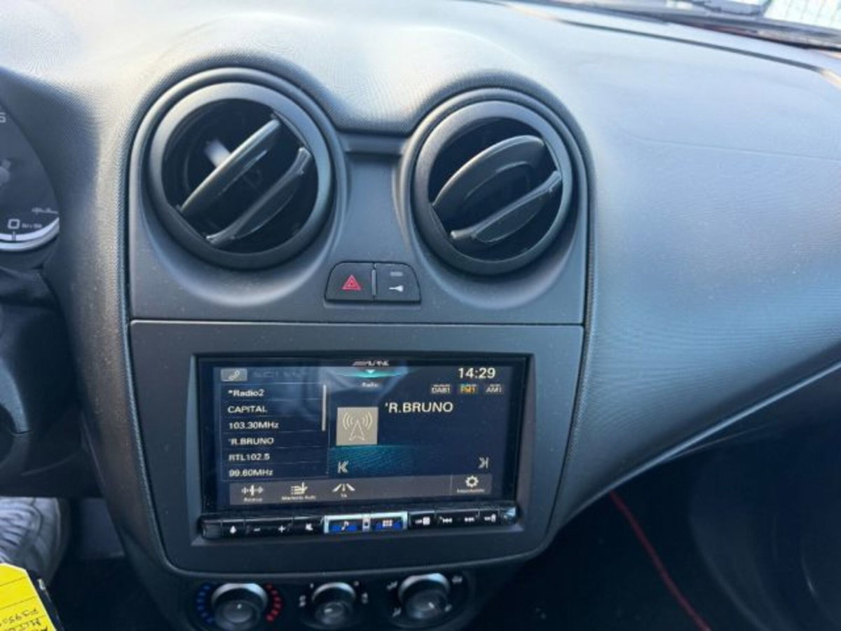 Alfa Romeo MiTo 1.4 78 CV 8V S&S Super (11)