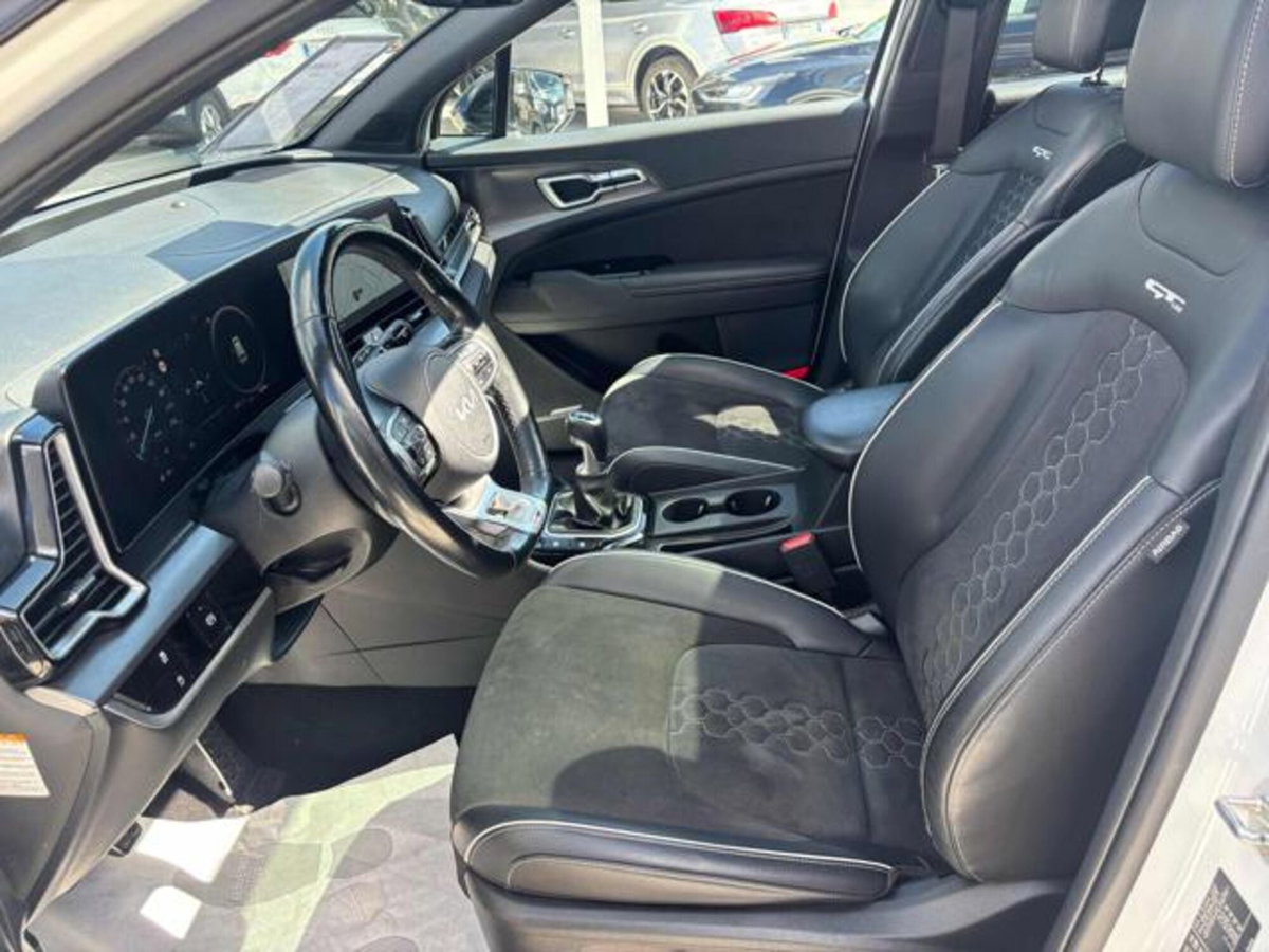 Kia Sportage 1.6 CRDI 136 CV 2WD Mild Hybrid GT Line (9)