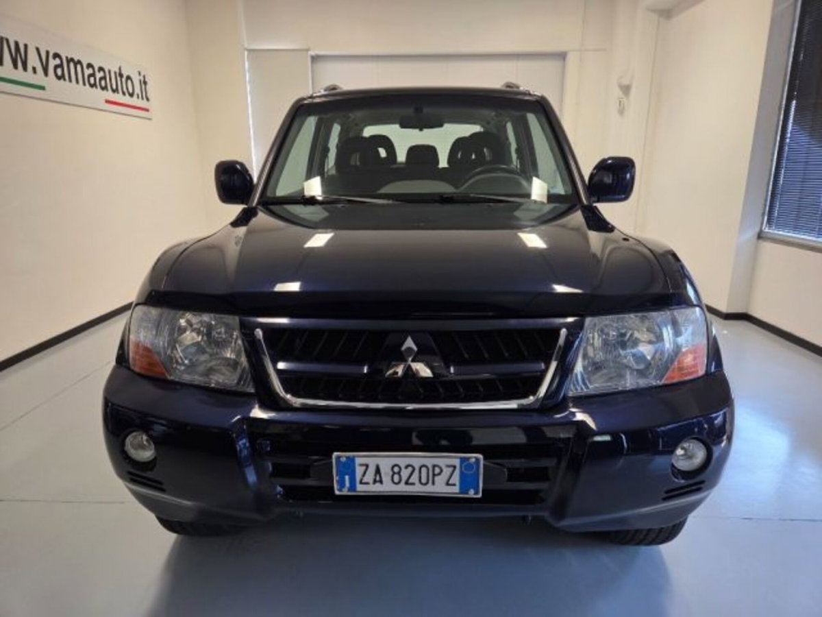 Mitsubishi Pajero 2.5 TDI 3p. GL (2)