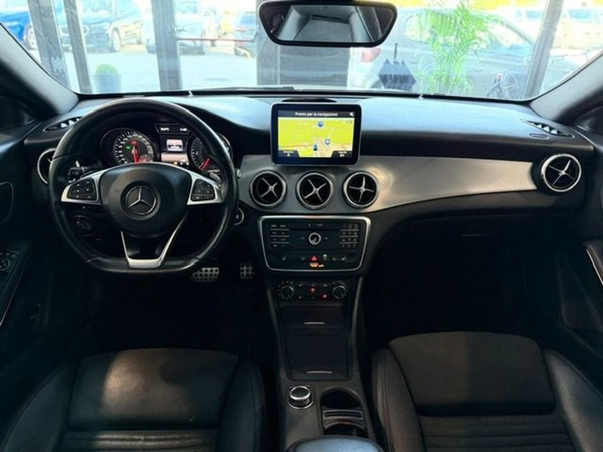 Mercedes-Benz CLA Shooting Brake 220 d Automatic Premium (8)