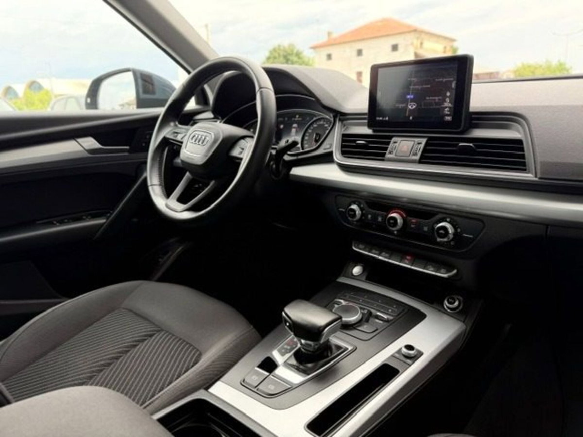 Audi Q5 2.0 TDI 190 CV quattro S tronic Sport (10)