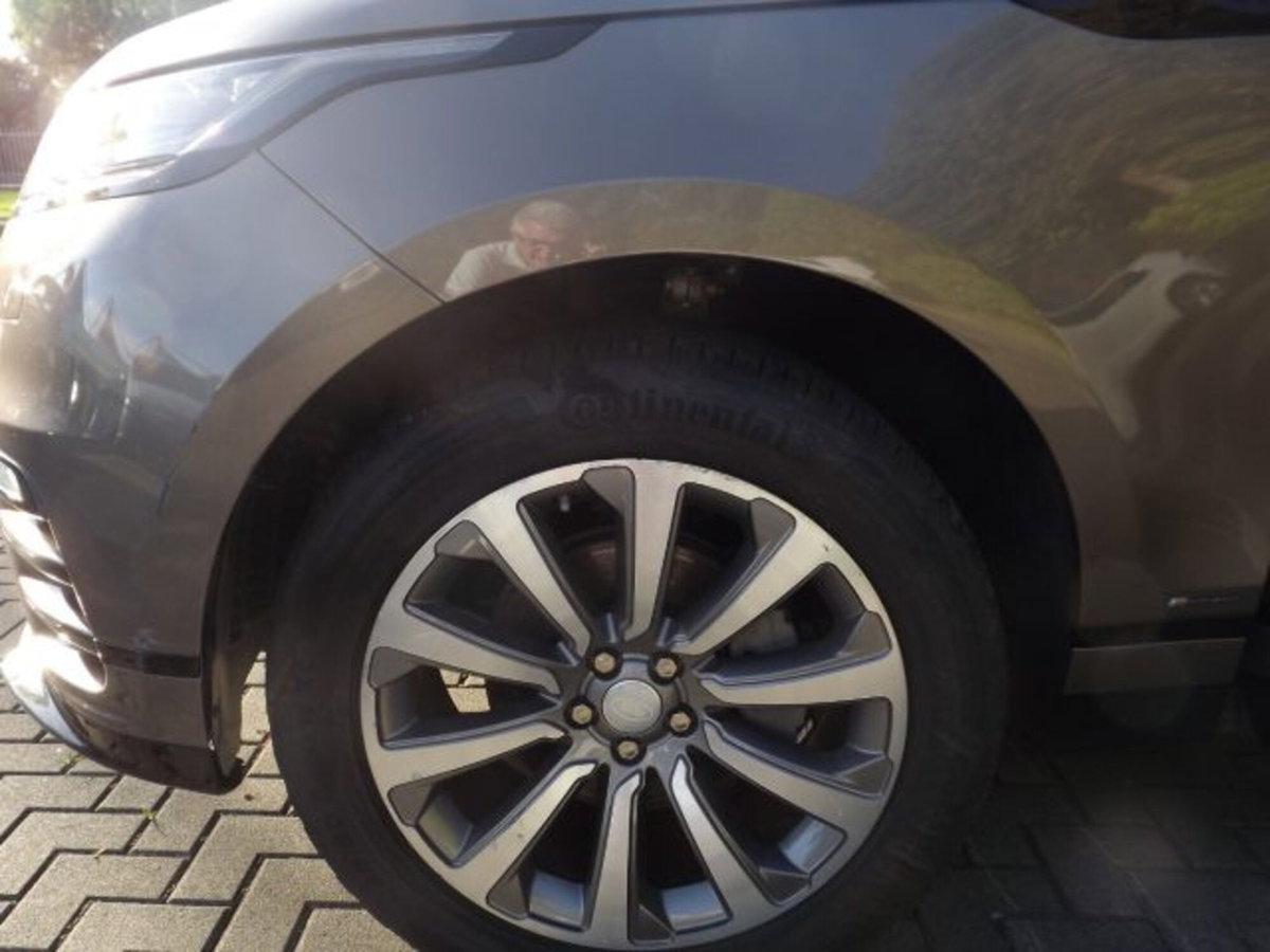Land Rover Range Rover Velar 2.0D I4 240 CV (10)