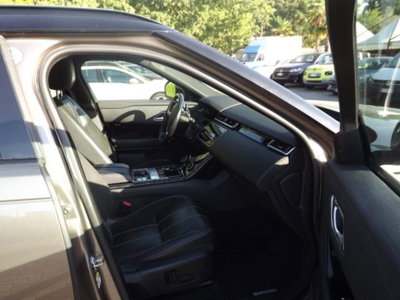 Land Rover Range Rover Velar 2.0D I4 240 CV (13)