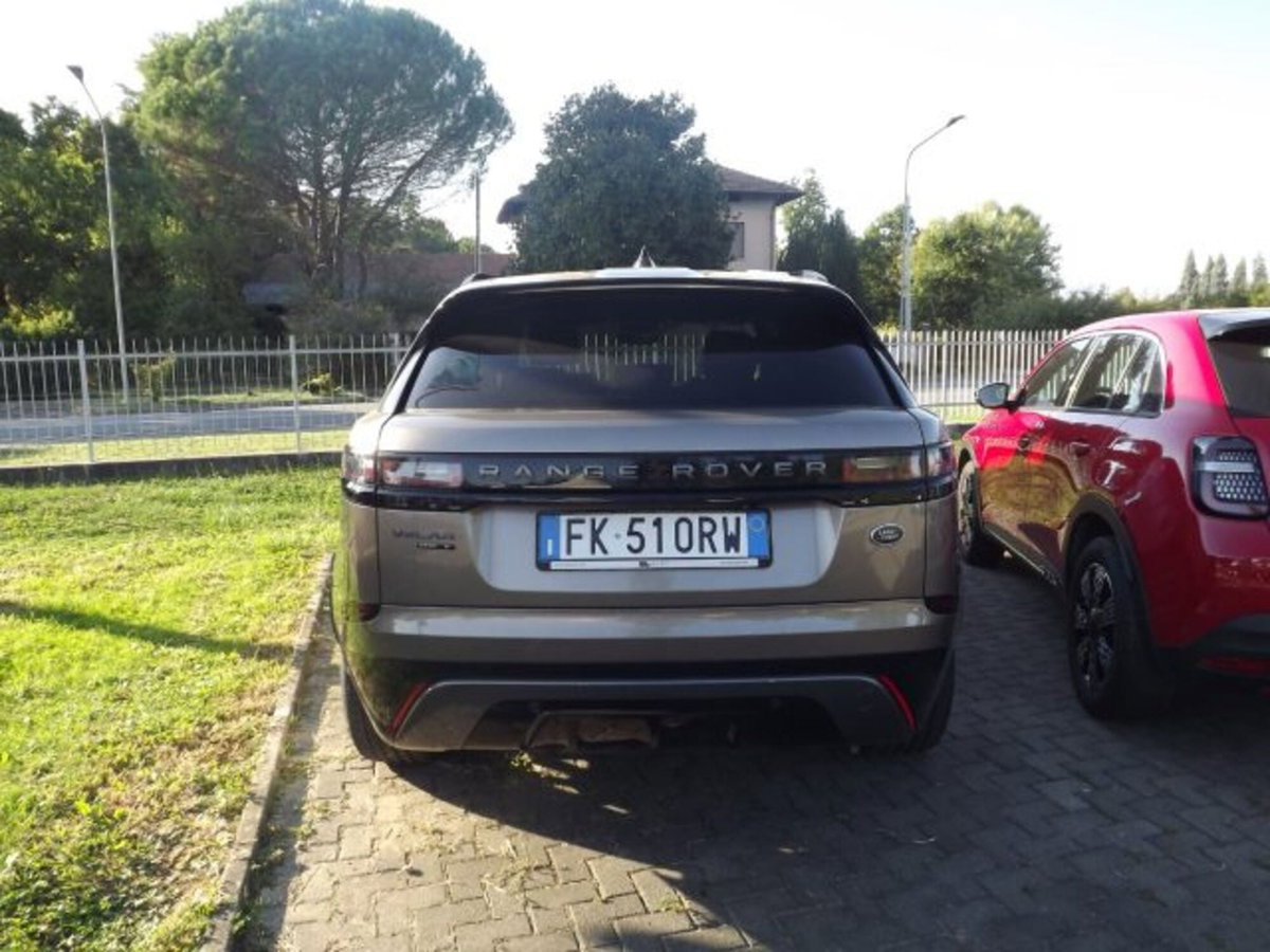 Land Rover Range Rover Velar 2.0D I4 240 CV (9)