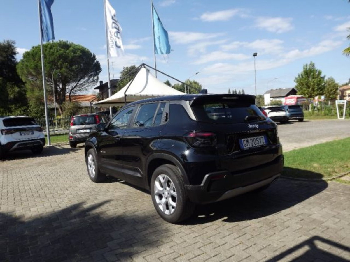 Jeep Avenger 1.2 turbo Summit fwd 100cv (4)