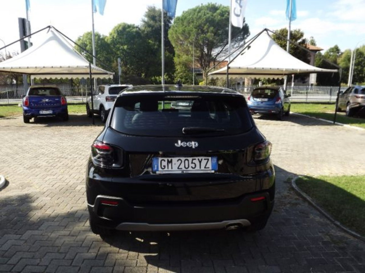 Jeep Avenger 1.2 turbo Summit fwd 100cv (6)