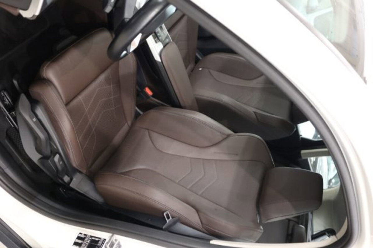 BMW X1 sDrive 18d xLine (10)