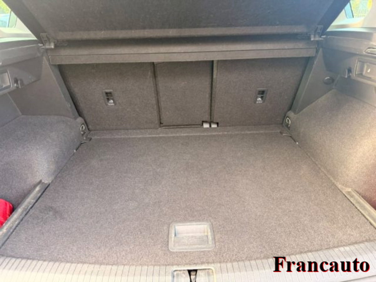 Volkswagen Tiguan 2.0 TDI 150 CV SCR DSG Life (12)