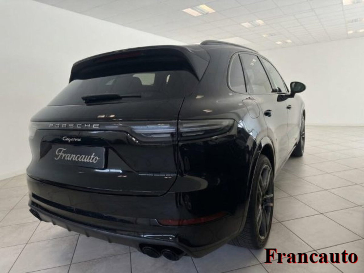 Porsche Cayenne 3.0 V6 (4)