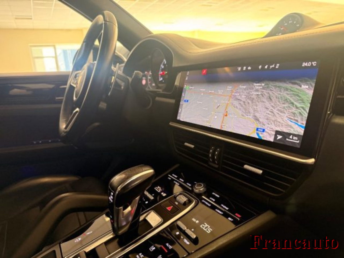 Porsche Cayenne 3.0 V6 (8)