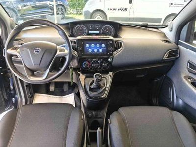Lancia Ypsilon 1.0 FireFly 5 porte S&S Hybrid Ecochic Gold (7)