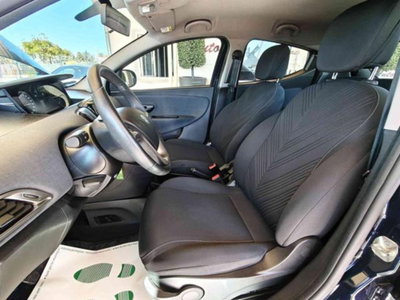 Lancia Ypsilon 1.0 FireFly 5 porte S&S Hybrid Ecochic Gold (9)