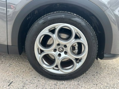 Alfa Romeo Tonale 1.5 hybrid Sprint 130cv tct7 (14)