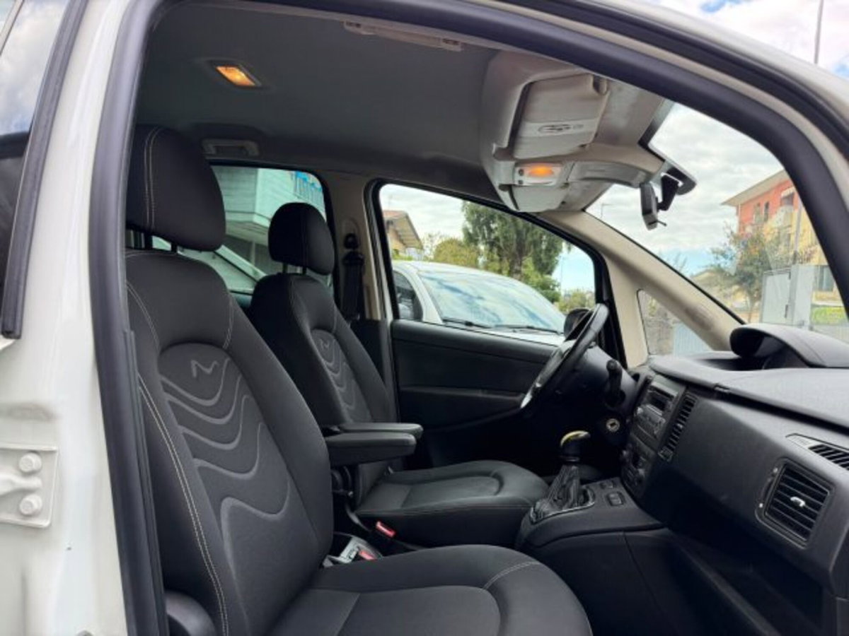 Lancia Musa 1.6 Mjt 120 CV Platinum (14)