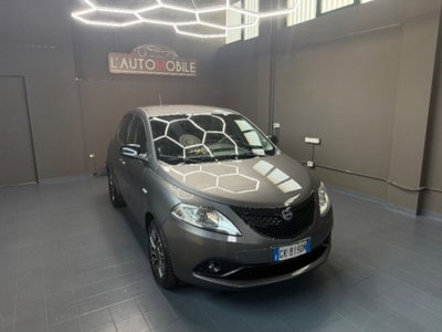 Lancia Ypsilon 1.0 FireFly 5 porte S&S Hybrid Gold Plus usata
