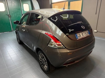 Lancia Ypsilon 1.0 FireFly 5 porte S&S Hybrid Gold Plus (9)