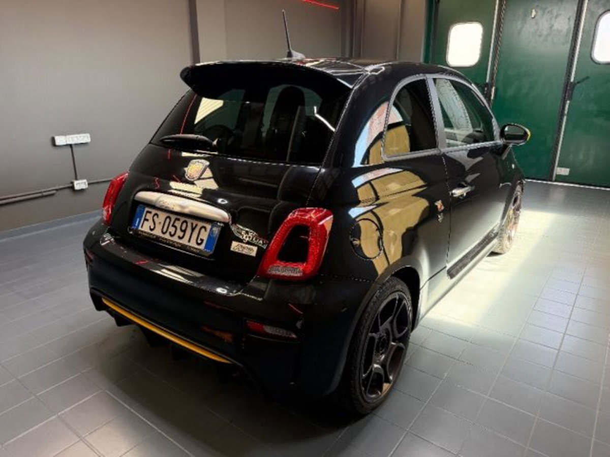 Abarth 595 595 1.4 Turbo T-Jet 160 CV Pista (5)