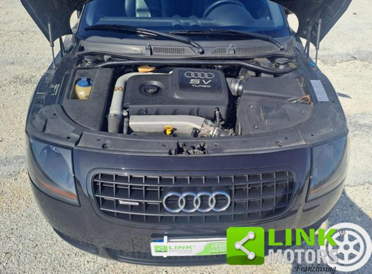 Audi TT Coupé 1.8 T 20V 225 CV cat quattro (12)