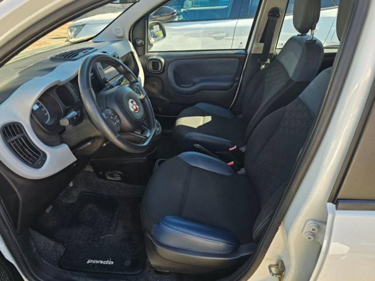 Fiat Panda Cross 1.0 firefly hybrid Cross s&s 70cv 5p.ti (10)