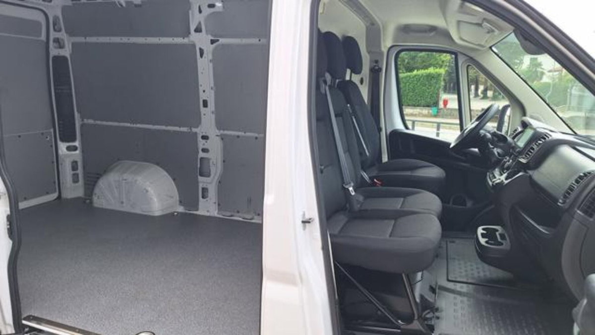 Fiat Ducato Furgone 33 2.2 Mjt 140CV AT9 PM-TN Furgone (14)