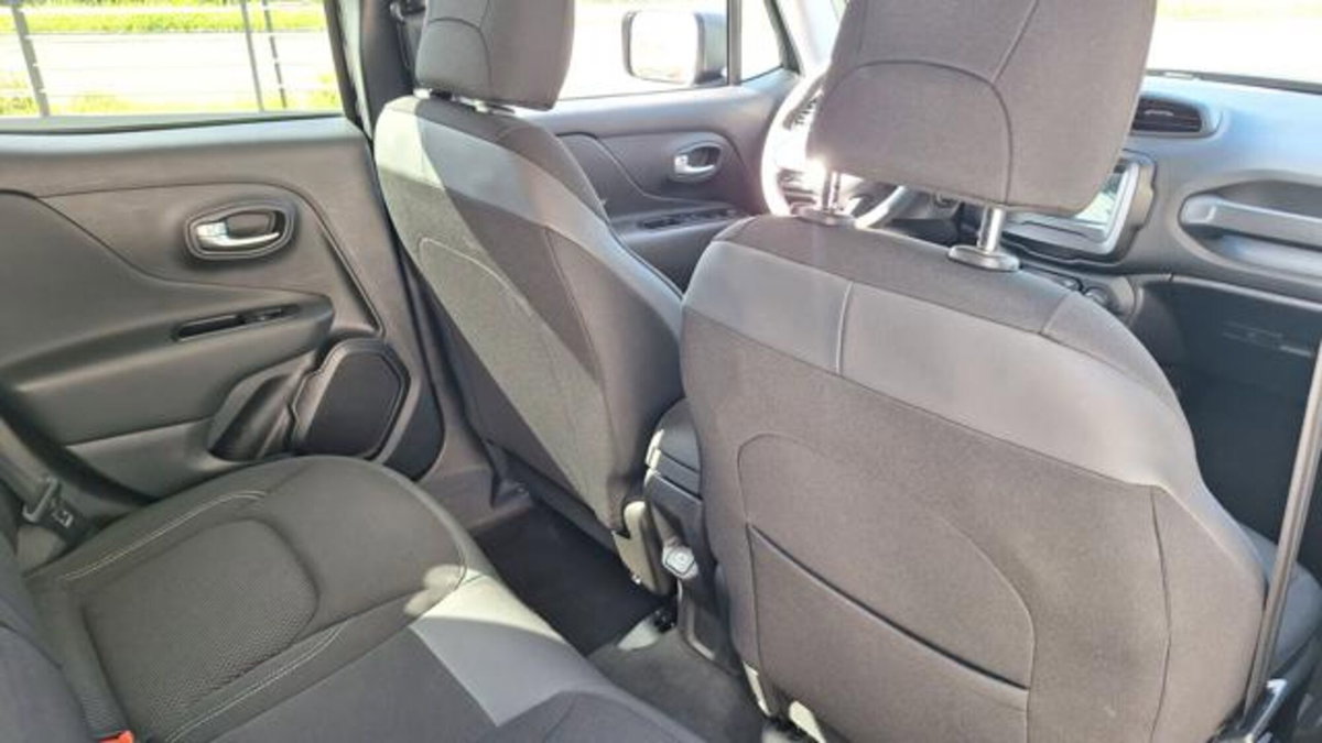 Jeep Renegade 1.6 Mjt 130 CV Limited (15)