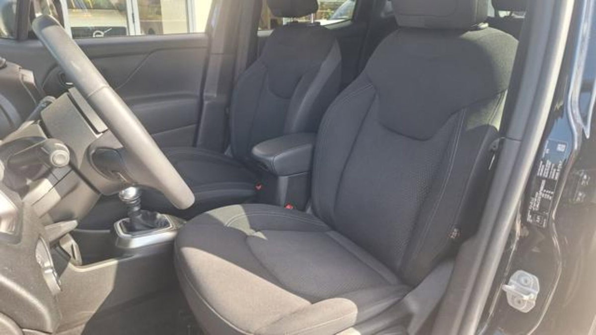 Jeep Renegade 1.6 Mjt 130 CV Limited (17)