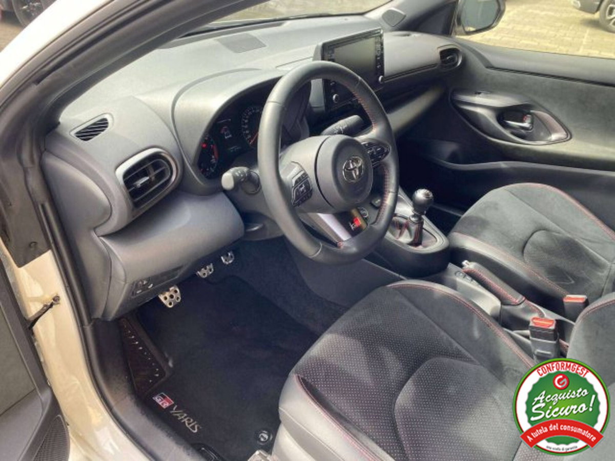 Toyota GR Yaris 1.6 Turbo 3 porte GR Yaris Circuit (11)