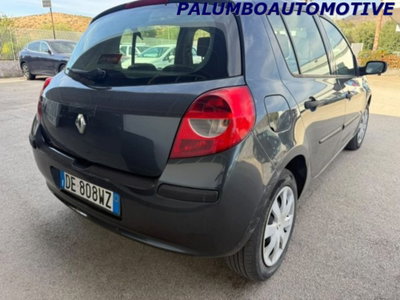 Renault Clio 1.5 dCi 70CV 5 porte Luxe (3)
