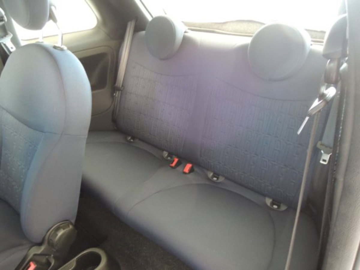 Fiat 500 1.0 Hybrid Club (12)