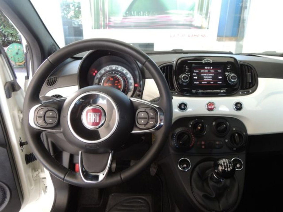 Fiat 500 1.0 Hybrid Club (8)