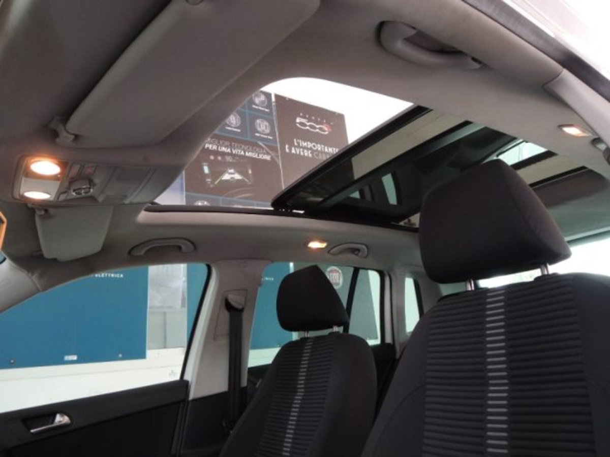Volkswagen Tiguan 2.0 TDI 140CV 4MOTION DSG Sport & Style (12)