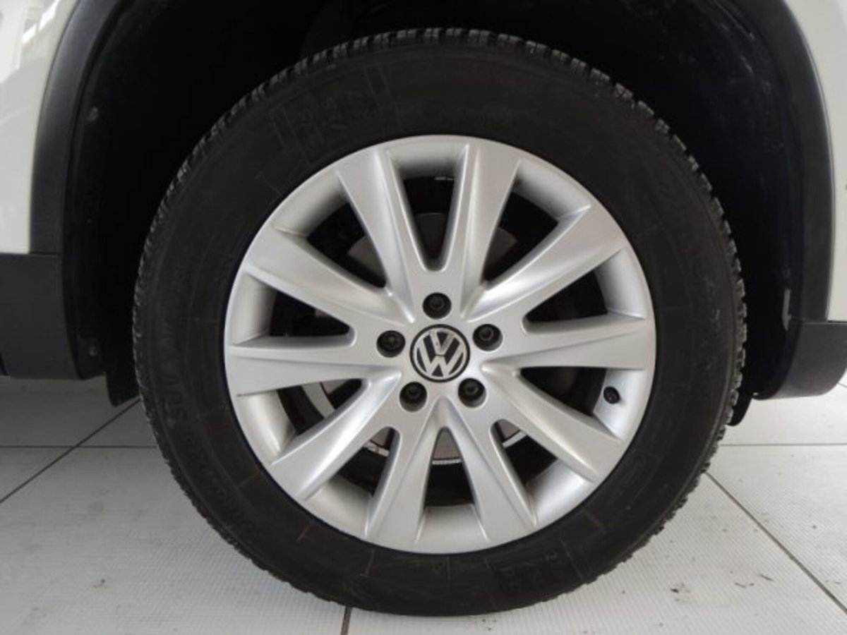 Volkswagen Tiguan 2.0 TDI 140CV 4MOTION DSG Sport & Style (3)