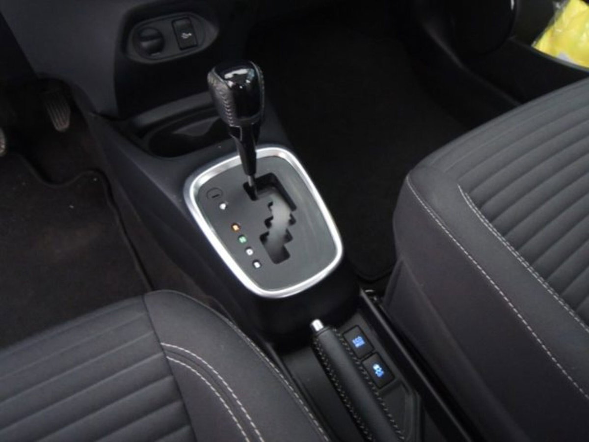 Toyota Yaris Cross 1.5 Hybrid 5p. E-CVT Active (12)
