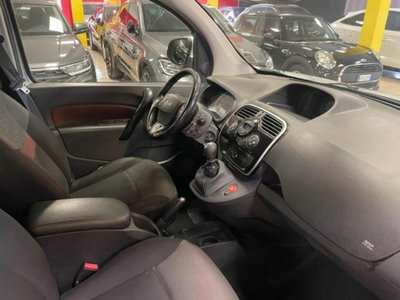Renault Kangoo 1.5 blue dci Techno 115cv edc (12)