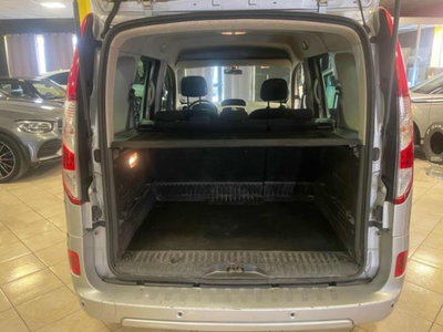 Renault Kangoo 1.5 blue dci Techno 115cv edc (14)