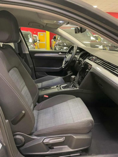 Volkswagen Passat Variant 2.0 TDI SCR EVO DSG Business (10)