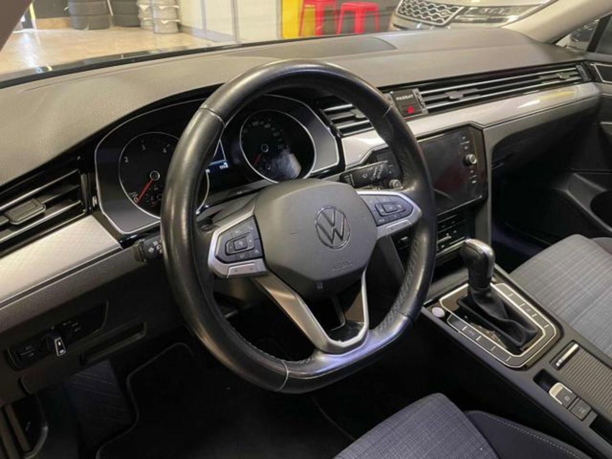Volkswagen Passat Variant 2.0 TDI SCR EVO DSG Business (8)